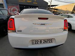 کرایسلەر 300